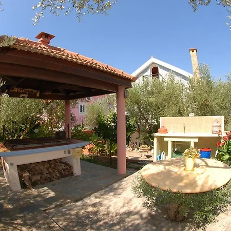 Aeolos Kefalonia * Khelmata