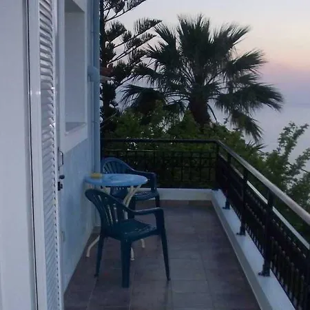 Aeolos Kefalonia * Khelmáta