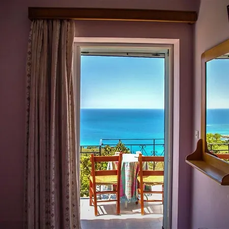 Aeolos Kefalonia Διαμέρισμα Χελμάτα