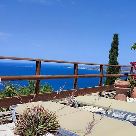 Διαμέρισμα Aeolos Kefalonia *