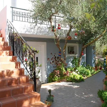 Aeolos Kefalonia * Χελμάτα